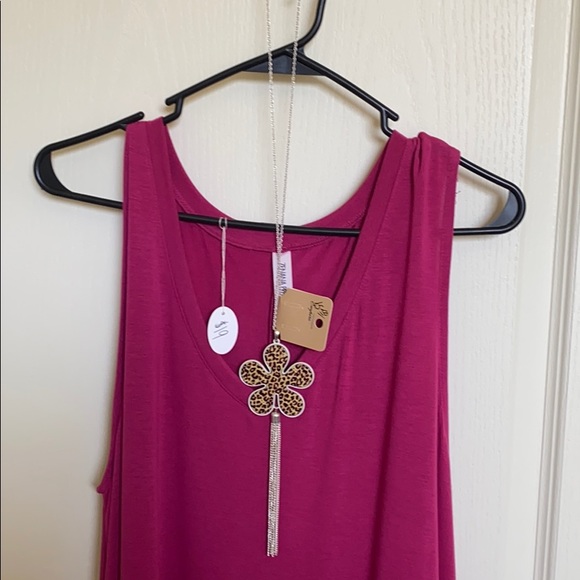 Necklace - Picture 2 of 2